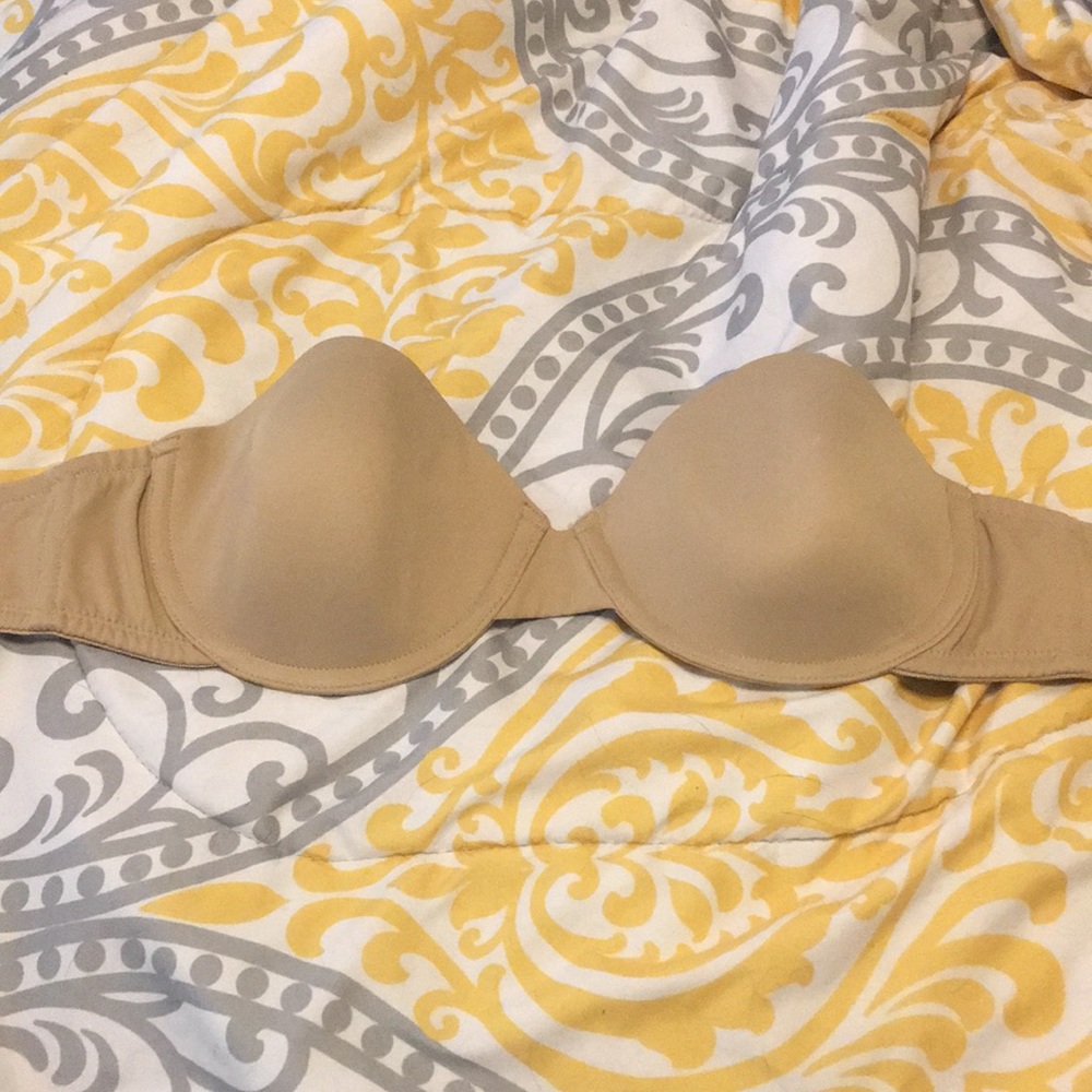 Nude Strapless Bra